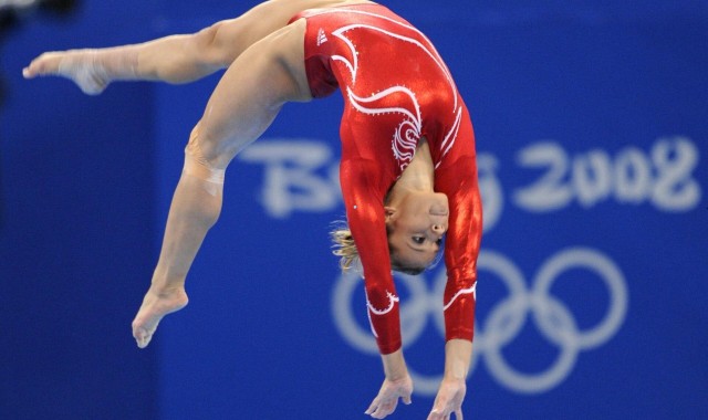 pg simulate：再见了！北京国安功勋主帅卸任，两大绯闻接替者浮出水面