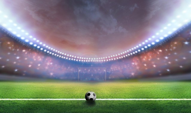 电子试玩|纽约尼克斯历史性捧起NBA杯冠军奖杯，终结漫长等待