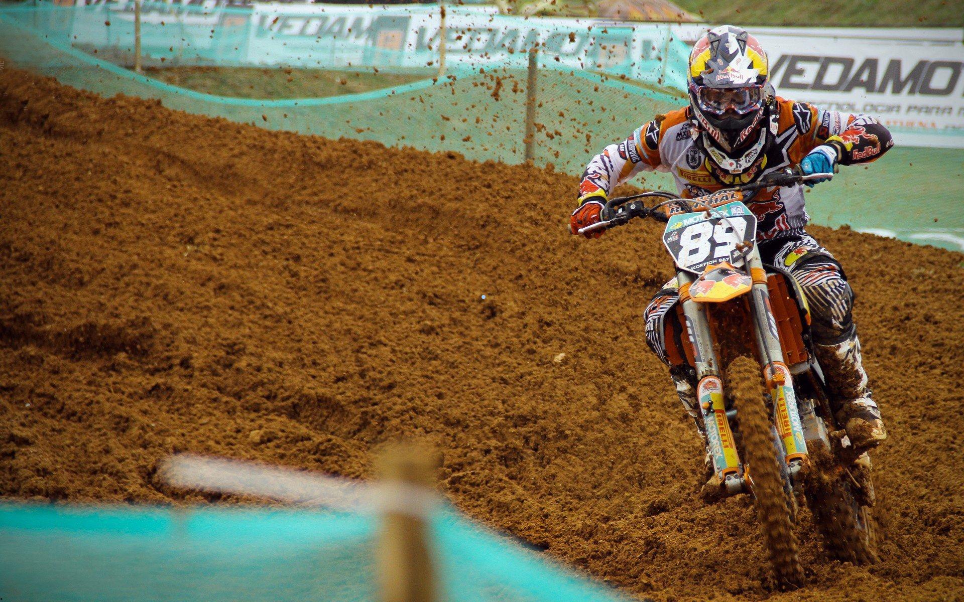 想夺冠就来海港!从奇塔迪尼到LEO,冠军摇篮的传奇绽放